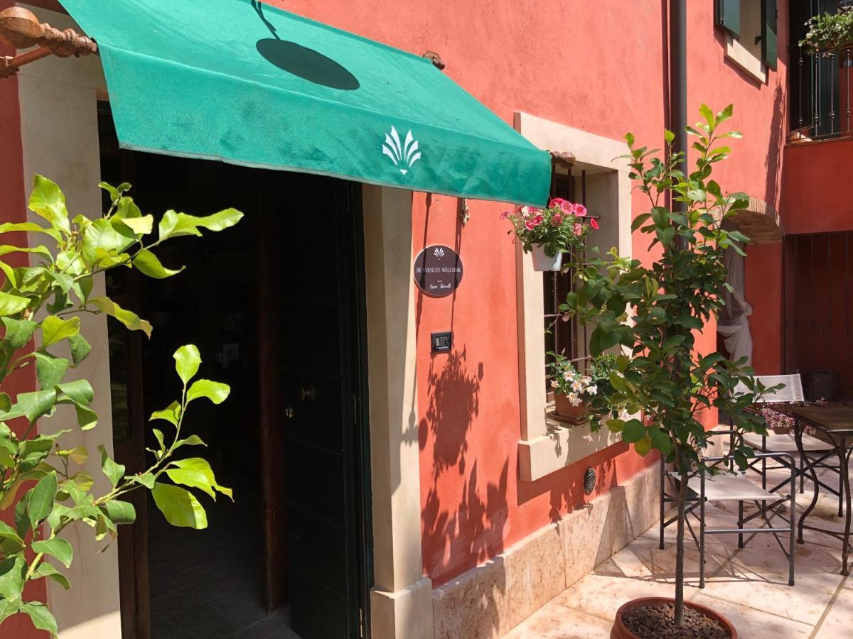 Relais Corte Bercelli ヴァレッジョ・スル・ミンチョ エクステリア 写真