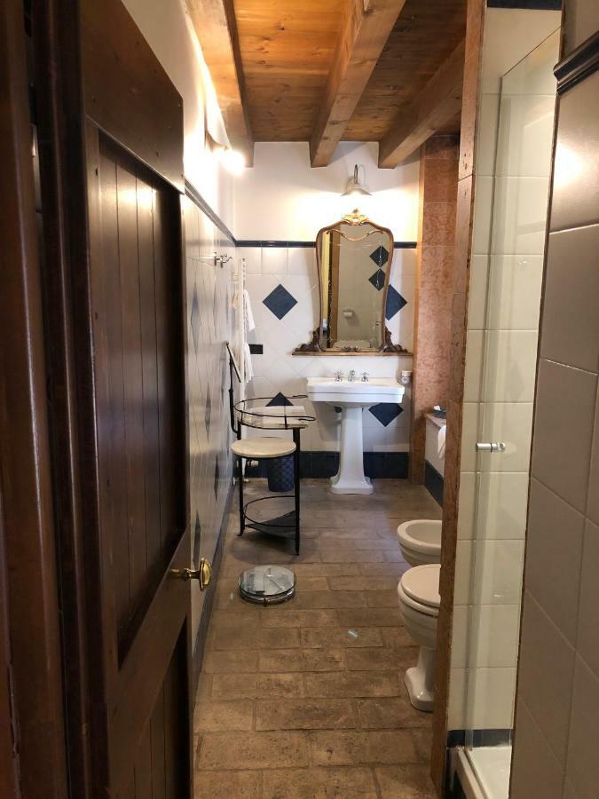Relais Corte Bercelli ヴァレッジョ・スル・ミンチョ エクステリア 写真